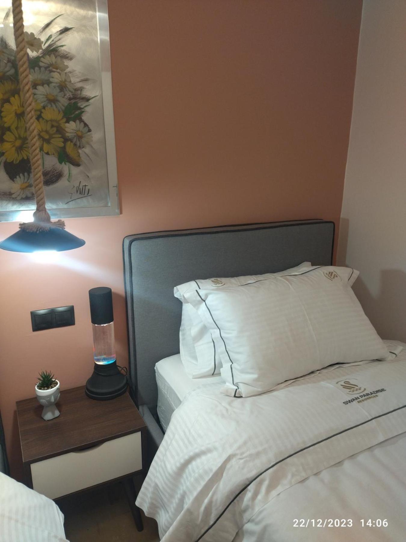 Swan Paradise Glyfada Apartment Атина Екстериор снимка