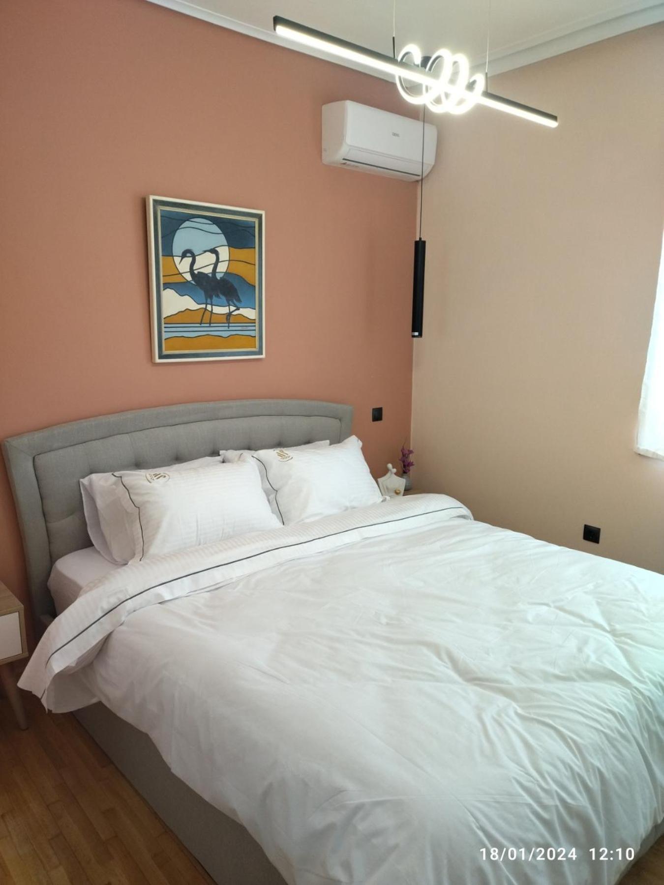 Swan Paradise Glyfada Apartment Атина Екстериор снимка