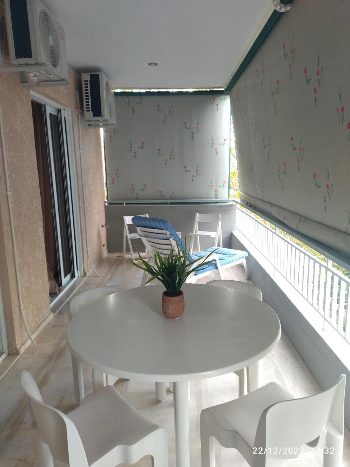 Swan Paradise Glyfada Apartment Атина Екстериор снимка
